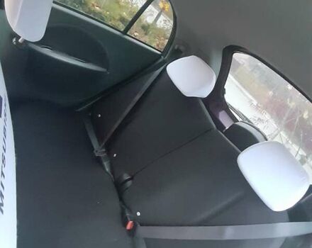 Красный Мицубиси И-Миев, объемом двигателя 0 л и пробегом 67 тыс. км за 5800 $, фото 6 на Automoto.ua