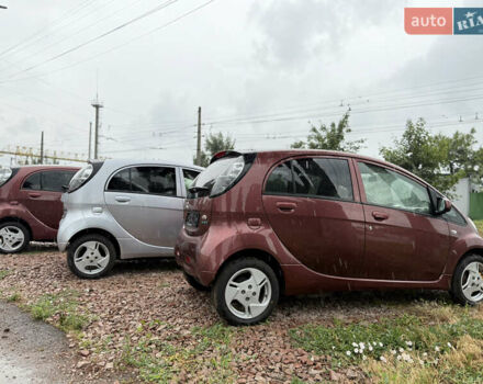 Червоний Міцубісі І-Мієв, об'ємом двигуна 0 л та пробігом 22 тис. км за 6950 $, фото 4 на Automoto.ua