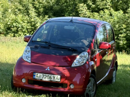 Мицубиси И-Миев 2015 в Кагарлыке на Automoto.ua Красный Мицубиси И-Миев, объемом двигателя 0 л и пробегом 78 тыс. км за 6000 $, фото 1 на Automoto.ua