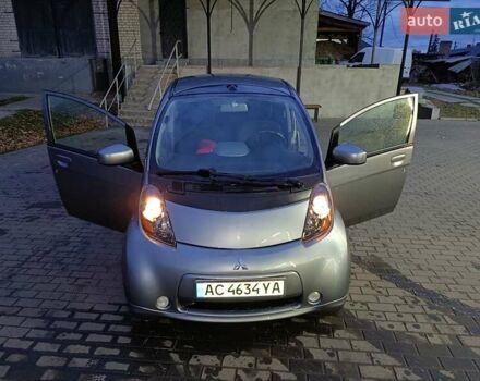 Серый Мицубиси И-Миев, объемом двигателя 0 л и пробегом 159 тыс. км за 3500 $, фото 4 на Automoto.ua