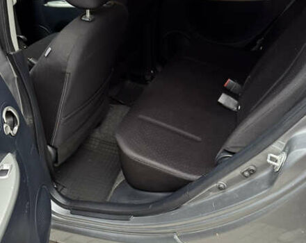 Сірий Міцубісі І-Мієв, об'ємом двигуна 0 л та пробігом 127 тис. км за 4400 $, фото 17 на Automoto.ua