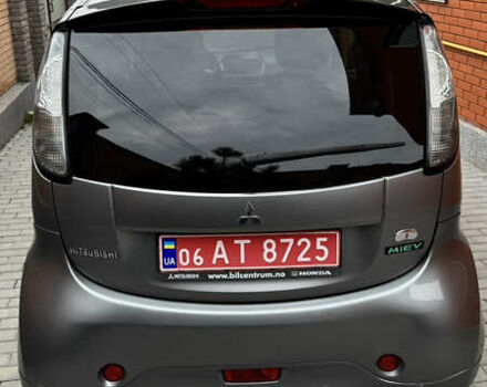 Сірий Міцубісі І-Мієв, об'ємом двигуна 0 л та пробігом 127 тис. км за 4400 $, фото 5 на Automoto.ua