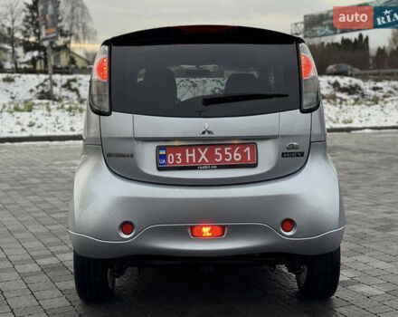 Сірий Міцубісі І-Мієв, об'ємом двигуна 0 л та пробігом 74 тис. км за 3950 $, фото 36 на Automoto.ua