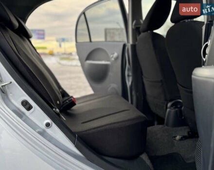 Сірий Міцубісі І-Мієв, об'ємом двигуна 0 л та пробігом 74 тис. км за 3950 $, фото 13 на Automoto.ua