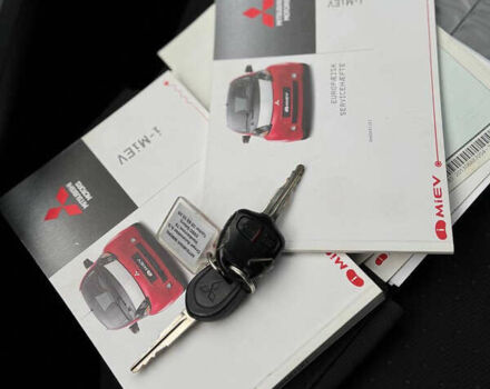 Сірий Міцубісі І-Мієв, об'ємом двигуна 0 л та пробігом 74 тис. км за 3950 $, фото 38 на Automoto.ua