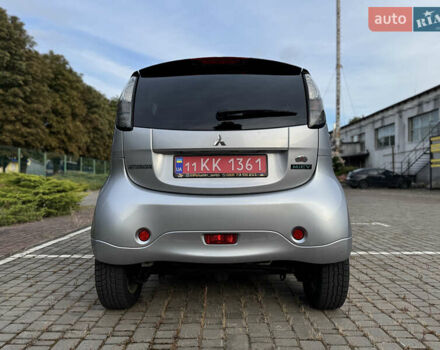 Сірий Міцубісі І-Мієв, об'ємом двигуна 0 л та пробігом 60 тис. км за 5500 $, фото 12 на Automoto.ua