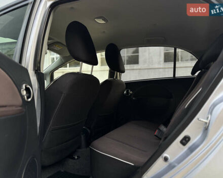 Сірий Міцубісі І-Мієв, об'ємом двигуна 0 л та пробігом 60 тис. км за 5500 $, фото 24 на Automoto.ua