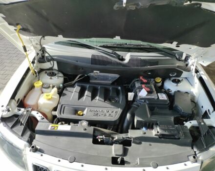 Білий Міцубісі Джип, об'ємом двигуна 2.4 л та пробігом 153 тис. км за 10200 $, фото 5 на Automoto.ua