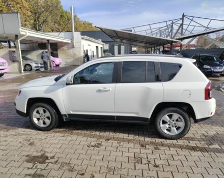 Білий Міцубісі Джип, об'ємом двигуна 2.4 л та пробігом 153 тис. км за 10200 $, фото 1 на Automoto.ua