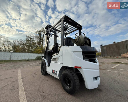 Мицубиси КФГ 2023 в Кривом Роге на Automoto.ua Белый Мицубиси КФГ, объемом двигателя 0 л и пробегом 1 тыс. км за 18000 $, фото 2 на Automoto.ua