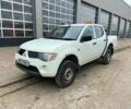 Белый Мицубиси Л 200, объемом двигателя 0 л и пробегом 170 тыс. км за 4504 $, фото 1 на Automoto.ua