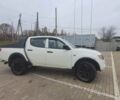 Белый Мицубиси Л 200, объемом двигателя 2.5 л и пробегом 178 тыс. км за 5000 $, фото 4 на Automoto.ua