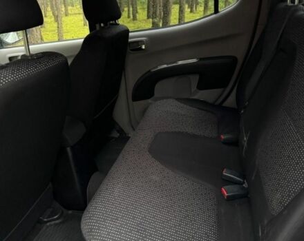 Білий Міцубісі Л 200, об'ємом двигуна 2.5 л та пробігом 257 тис. км за 4250 $, фото 7 на Automoto.ua