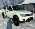 Белый Мицубиси Л 200, объемом двигателя 0 л и пробегом 230 тыс. км за 6300 $, фото 1 на Automoto.ua