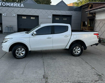 Білий Міцубісі Л 200, об'ємом двигуна 2.44 л та пробігом 226 тис. км за 22000 $, фото 3 на Automoto.ua