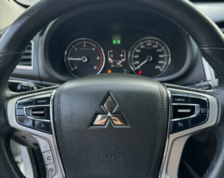 Білий Міцубісі Л 200, об'ємом двигуна 2.44 л та пробігом 226 тис. км за 22000 $, фото 10 на Automoto.ua