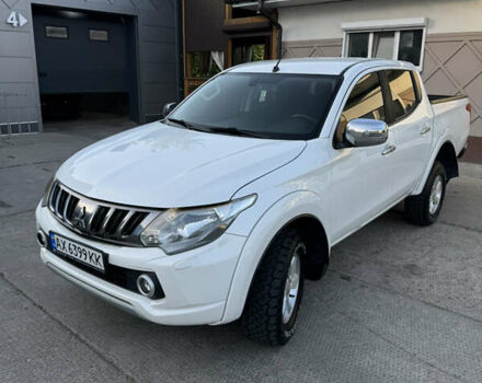 Білий Міцубісі Л 200, об'ємом двигуна 2.44 л та пробігом 226 тис. км за 22000 $, фото 2 на Automoto.ua