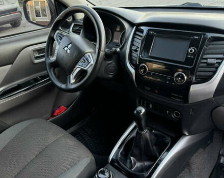 Білий Міцубісі Л 200, об'ємом двигуна 2.44 л та пробігом 226 тис. км за 22000 $, фото 13 на Automoto.ua