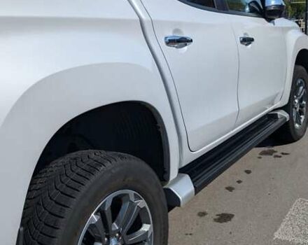 Міцубісі Л 200 2019 у Києві на Automoto.ua Білий Міцубісі Л 200, об'ємом двигуна 2.44 л та пробігом 96 тис. км за 31999 $, фото 4 на Automoto.ua