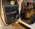 Белый Мицубиси Л 200, объемом двигателя 2.44 л и пробегом 60 тыс. км за 28500 $, фото 25 на Automoto.ua