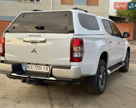 Белый Мицубиси Л 200, объемом двигателя 2.44 л и пробегом 60 тыс. км за 28500 $, фото 12 на Automoto.ua
