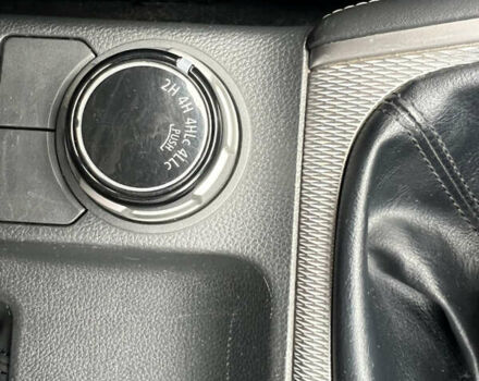 Білий Міцубісі Л 200, об'ємом двигуна 2.44 л та пробігом 90 тис. км за 27400 $, фото 20 на Automoto.ua