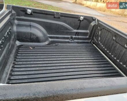 Білий Міцубісі Л 200, об'ємом двигуна 2.44 л та пробігом 56 тис. км за 28800 $, фото 7 на Automoto.ua