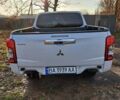 Білий Міцубісі Л 200, об'ємом двигуна 2.44 л та пробігом 56 тис. км за 28800 $, фото 3 на Automoto.ua