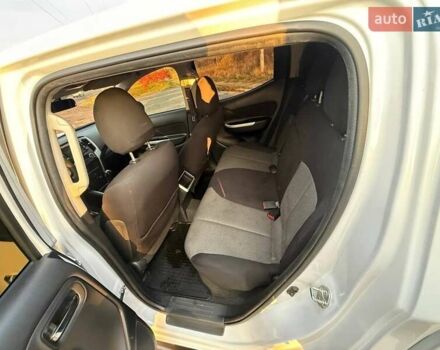 Белый Мицубиси Л 200, объемом двигателя 2.44 л и пробегом 60 тыс. км за 28500 $, фото 22 на Automoto.ua