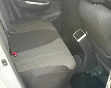 Белый Мицубиси Л 200, объемом двигателя 2.44 л и пробегом 60 тыс. км за 28500 $, фото 21 на Automoto.ua