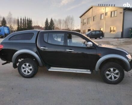 Чорний Міцубісі Л 200, об'ємом двигуна 2.5 л та пробігом 220 тис. км за 129000 $, фото 2 на Automoto.ua