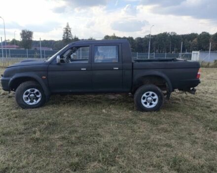 Чорний Міцубісі Л 200, об'ємом двигуна 0 л та пробігом 310 тис. км за 1802 $, фото 2 на Automoto.ua
