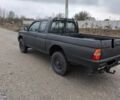 Черный Мицубиси Л 200, объемом двигателя 2.5 л и пробегом 220 тыс. км за 4500 $, фото 3 на Automoto.ua