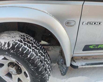 Черный Мицубиси Л 200, объемом двигателя 2.5 л и пробегом 120 тыс. км за 5500 $, фото 8 на Automoto.ua