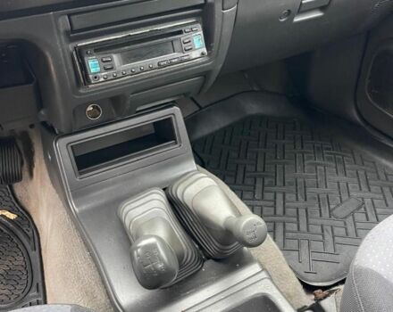 Чорний Міцубісі Л 200, об'ємом двигуна 2.5 л та пробігом 308 тис. км за 5000 $, фото 9 на Automoto.ua