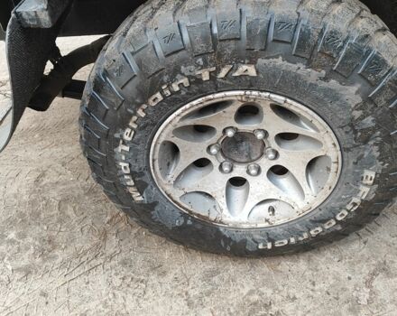 Чорний Міцубісі Л 200, об'ємом двигуна 0 л та пробігом 217 тис. км за 4300 $, фото 5 на Automoto.ua