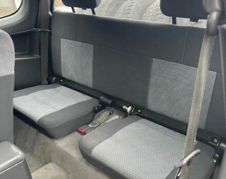 Чорний Міцубісі Л 200, об'ємом двигуна 2.5 л та пробігом 308 тис. км за 5000 $, фото 10 на Automoto.ua