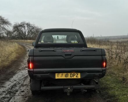 Черный Мицубиси Л 200, объемом двигателя 0 л и пробегом 232 тыс. км за 4100 $, фото 4 на Automoto.ua