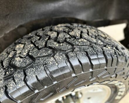 Черный Мицубиси Л 200, объемом двигателя 2.5 л и пробегом 355 тыс. км за 4500 $, фото 4 на Automoto.ua