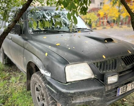 Чорний Міцубісі Л 200, об'ємом двигуна 2.5 л та пробігом 3 тис. км за 3700 $, фото 2 на Automoto.ua