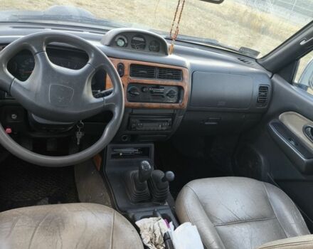 Черный Мицубиси Л 200, объемом двигателя 0 л и пробегом 150 тыс. км за 4667 $, фото 19 на Automoto.ua