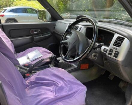 Черный Мицубиси Л 200, объемом двигателя 0 л и пробегом 150 тыс. км за 4667 $, фото 3 на Automoto.ua