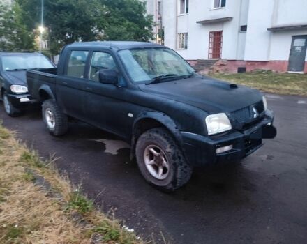 Чорний Міцубісі Л 200, об'ємом двигуна 0 л та пробігом 150 тис. км за 5400 $, фото 3 на Automoto.ua