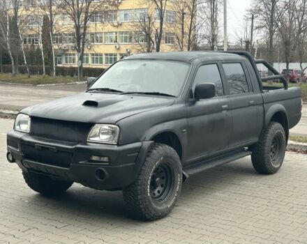 Чорний Міцубісі Л 200, об'ємом двигуна 2.5 л та пробігом 150 тис. км за 4250 $, фото 6 на Automoto.ua
