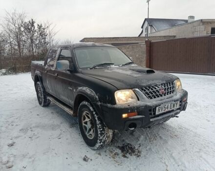 Чорний Міцубісі Л 200, об'ємом двигуна 2.5 л та пробігом 200 тис. км за 5100 $, фото 3 на Automoto.ua