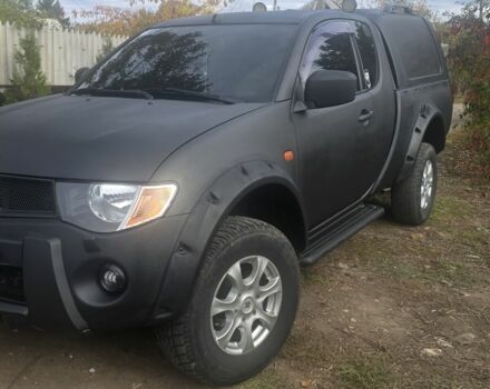 Чорний Міцубісі Л 200, об'ємом двигуна 2.5 л та пробігом 226 тис. км за 7200 $, фото 2 на Automoto.ua