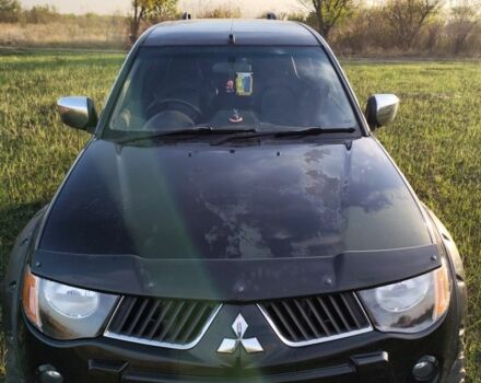 Черный Мицубиси Л 200, объемом двигателя 0 л и пробегом 160 тыс. км за 7578 $, фото 4 на Automoto.ua