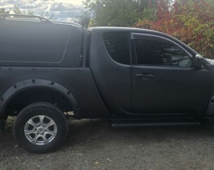 Чорний Міцубісі Л 200, об'ємом двигуна 2.5 л та пробігом 226 тис. км за 7200 $, фото 4 на Automoto.ua