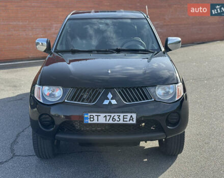 Мицубиси Л 200 2007 в Киеве на Automoto.ua Черный Мицубиси Л 200, объемом двигателя 2.48 л и пробегом 283 тыс. км за 10999 $, фото 1 на Automoto.ua