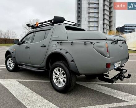 Черный Мицубиси Л 200, объемом двигателя 2.48 л и пробегом 232 тыс. км за 13900 $, фото 28 на Automoto.ua